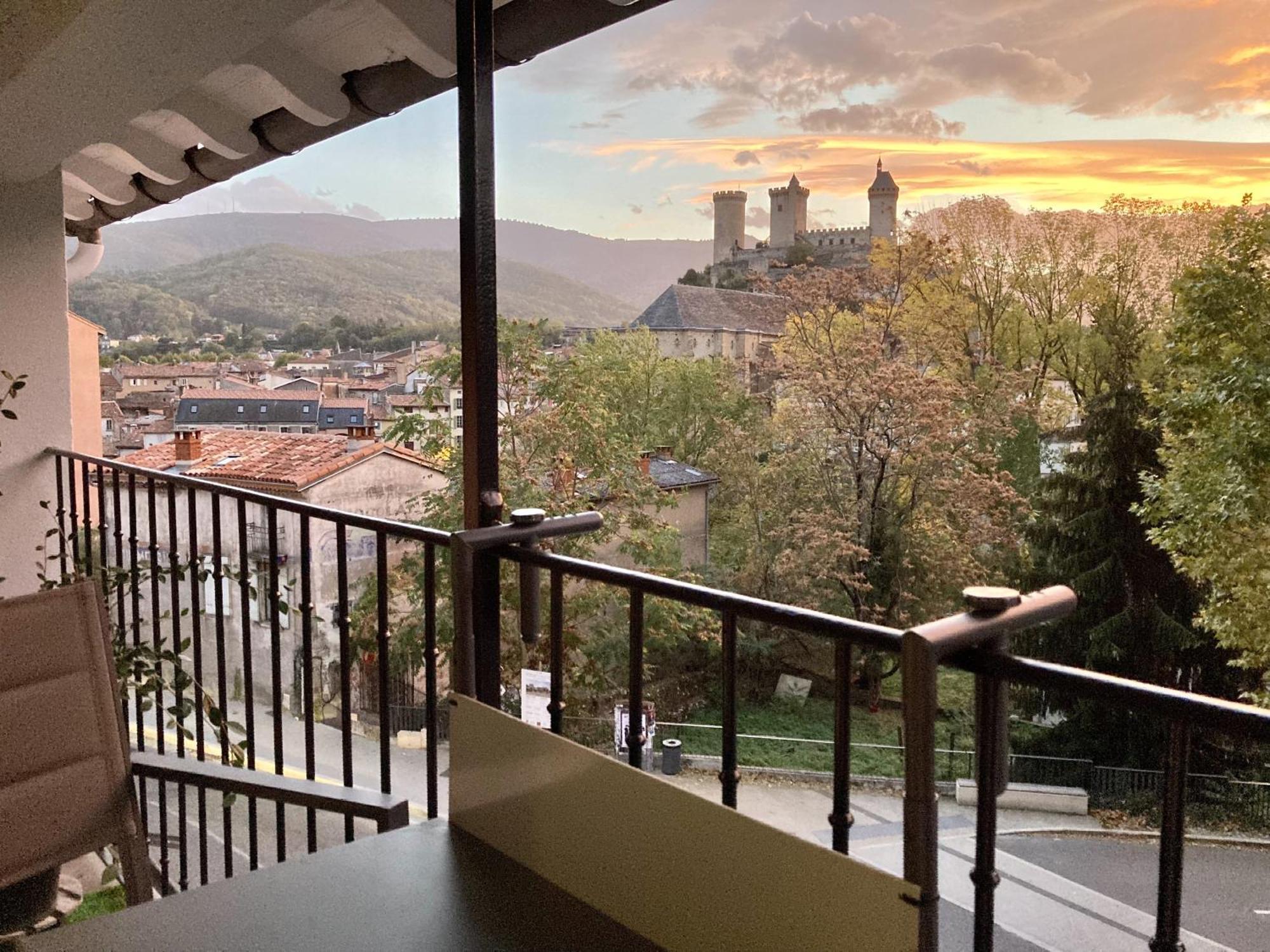 Aux 4 Logis Appart-Hotel - Studio Le Roof - Une Vue Splendide - Petit Dejeuner Inclus 1Ere Nuit Foix Luaran gambar